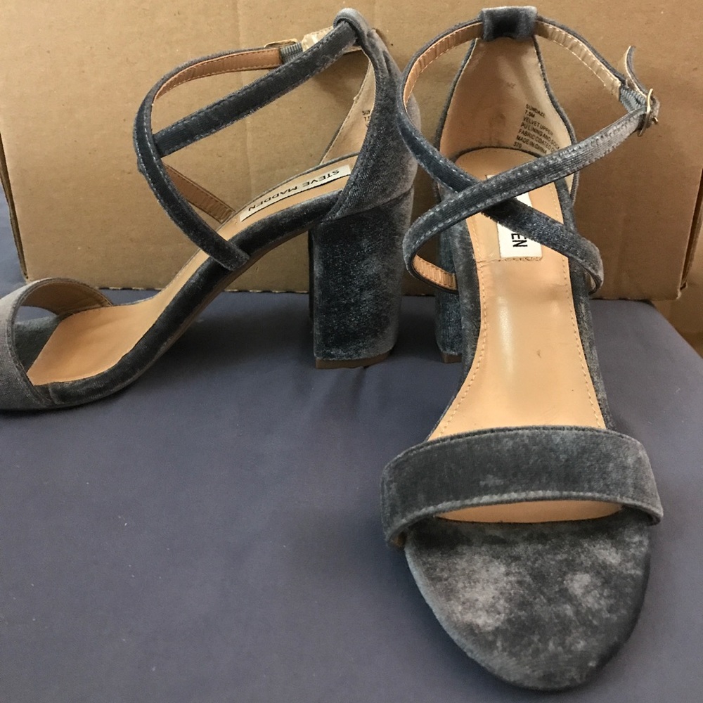 Steve Madden heels velor velvet straps